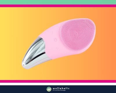 Sonic Facial Cleansing Brushes stand out because they use sonic technology to vibrate the brush head quickly. This vibration helps remove dirt, makeup, and oil from the skin.