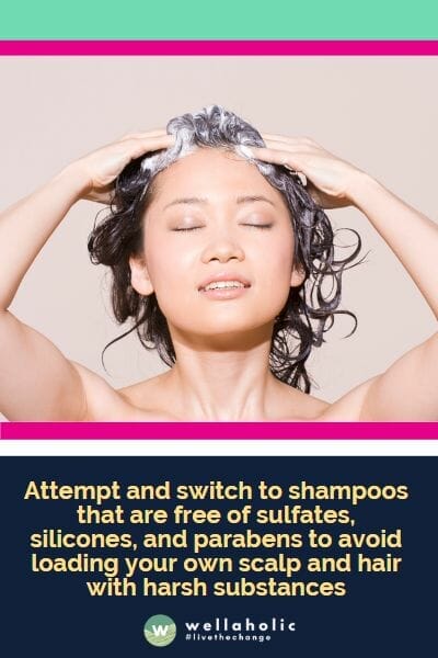 对日常护理常规进行一些小的改变可以帮助减少脱发。使用木制宽齿梳子梳理头发。在这之后可以使用您平常使用的刷子。这样可以减少拉扯造成的断裂和脱发。同时也要记住不要在头发湿润时梳理。头发在湿润时最脆弱，这增加了断裂的可能性。